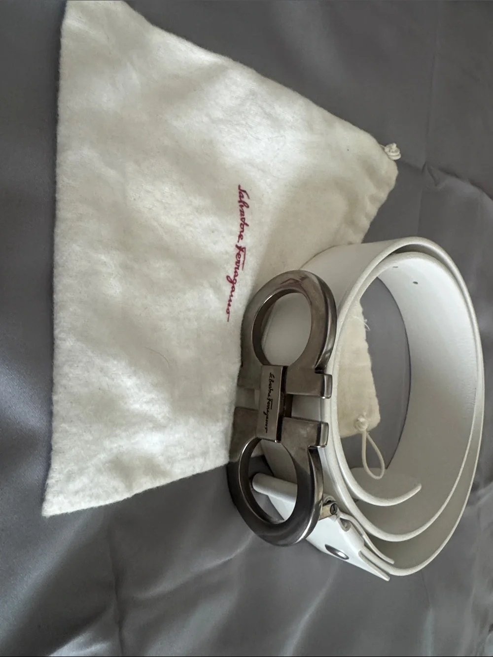 Salvatore Ferragamo White Leather Belt with Gunmetal Double-Gancini Buckle